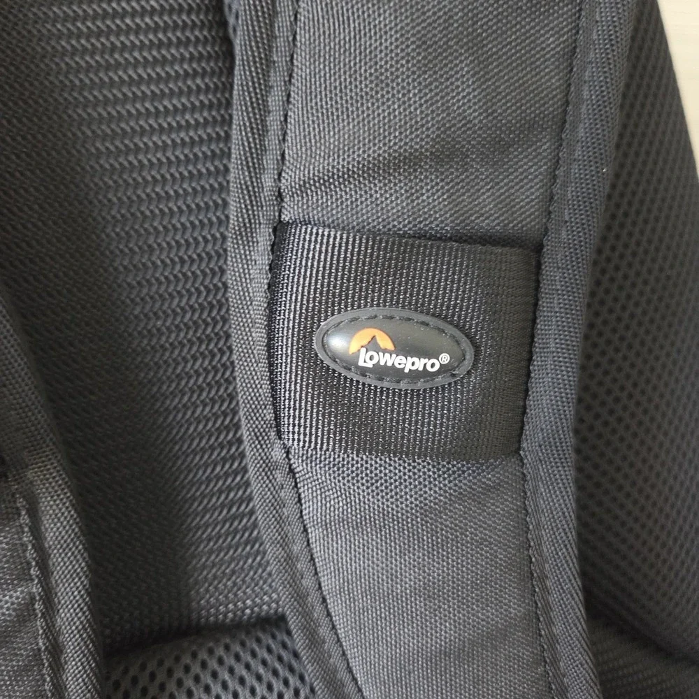 Lowepro CompuDayPack LP36297 DSLR Camera & Laptop Travel Bag Backpack Hiking